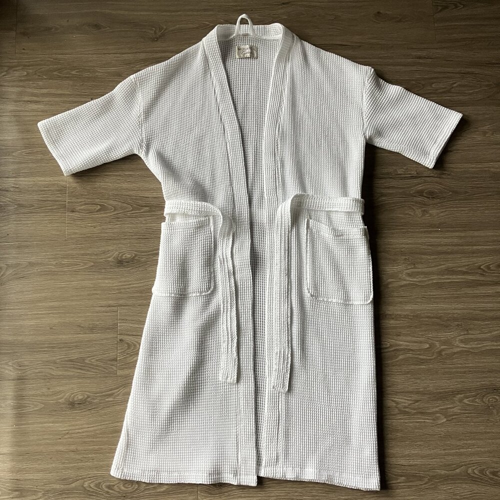 Monarch Cypress robe